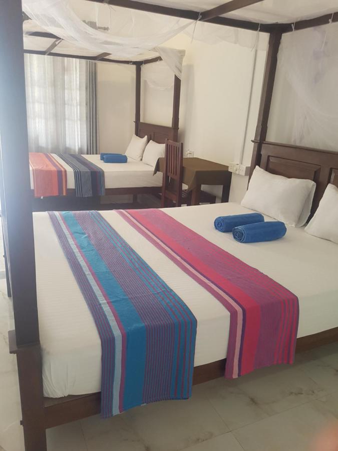 Sea Port Hiriketiya Bed & Breakfast Dickwella Exterior photo